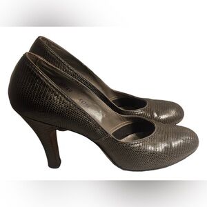 Vintage heeled pumps reptile